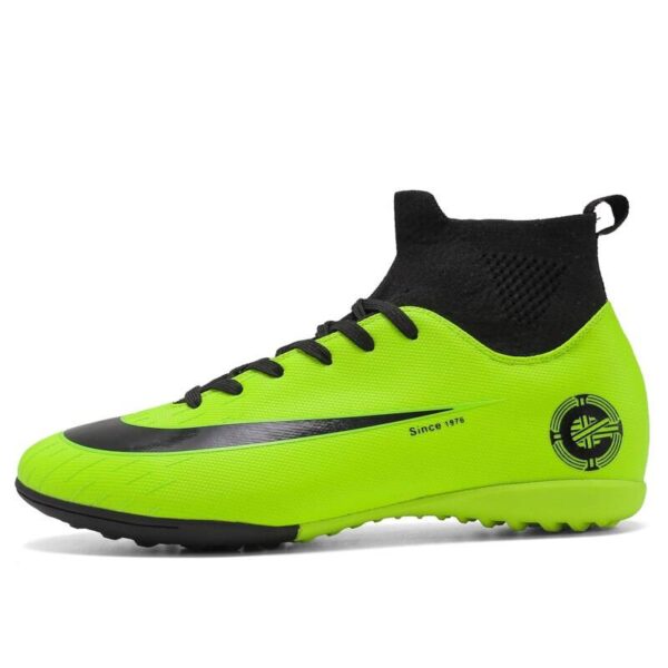 Zapatos de fútbol para hombre, botas de fútbol ultraligeras de talla grande, zapatillas antideslizantes FG/TF, botines de fútbol, novedad de 2021 Botas de fútbol CALZADO homo.cat https://homo.cat/product/zapatos-de-futbol-para-hombre-botas-de-futbol-ultraligeras-de-talla-grande-zapatillas-antideslizantes-fg-tf-botines-de-futbol-novedad-de-2021/