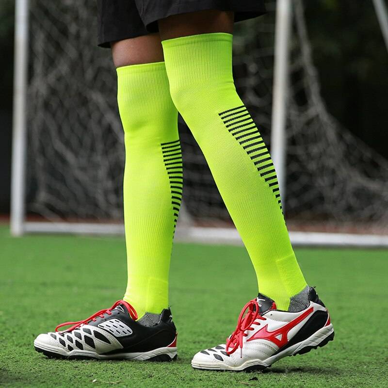2-3 años Haifly 4 pares de calcetines de fútbol gruesos a rayas para deportes de fútbol hasta la rodilla unisex de algodón para niños y niñas 