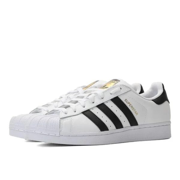 Zapatillas de Skateboarding Unisex SUPERSTAR Original de Adidas Calzado casual Zapatillas deportivas homo.cat https://homo.cat/product/zapatillas-de-skateboarding-unisex-superstar-original-de-adidas/