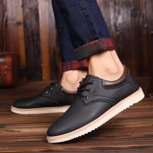 Zapatos informales de cuero para hombre, zapatillas planas cómodas de marca, a la moda, con cordones, Oxford, para verano, 2020