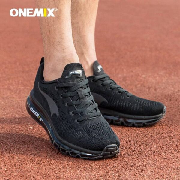 ONEMIX-Zapatillas de correr ligeras para hombre y mujer, plantilla desodorante de malla transpirable suave, zapatos para caminar y trotar atléticos al aire libre, 2022 Ofertas de primavera Zapatillas deportivas homo.cat https://homo.cat/product/onemix-zapatillas-de-correr-ligeras-para-hombre-y-mujer-plantilla-desodorante-de-malla-transpirable-suave-zapatos-para-caminar-y-trotar-atleticos-al-aire-libre-2022/