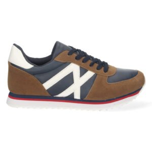 Zapatos, zapatillas,Con diferentes diseños ,productos De fabricación nacional