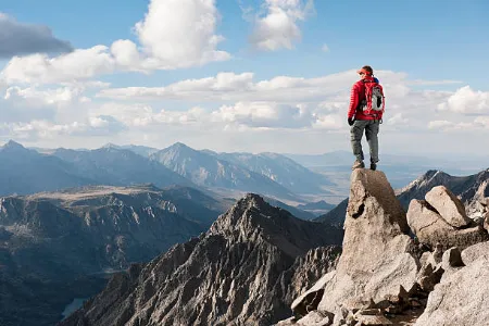 Todo lo necesario para pasar un día en la montaña