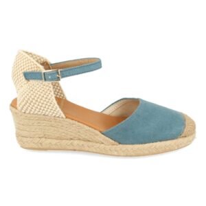 Zapatos, zapatillas,Con diferentes diseños ,productos De fabricación nacional