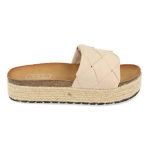 Zapatos, zapatillas,Con diferentes diseños ,productos De fabricación nacional