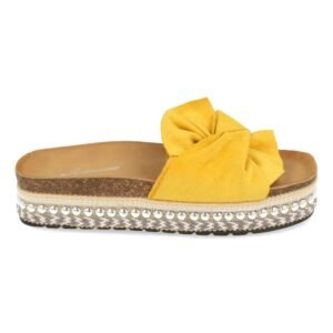 Zapatos, zapatillas,Con diferentes diseños ,productos De fabricación nacional