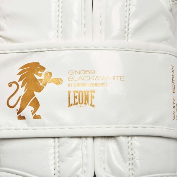 GUANTES DE BOXEO “BLACK AND WHITE” GN059 Leone - Imagen 4