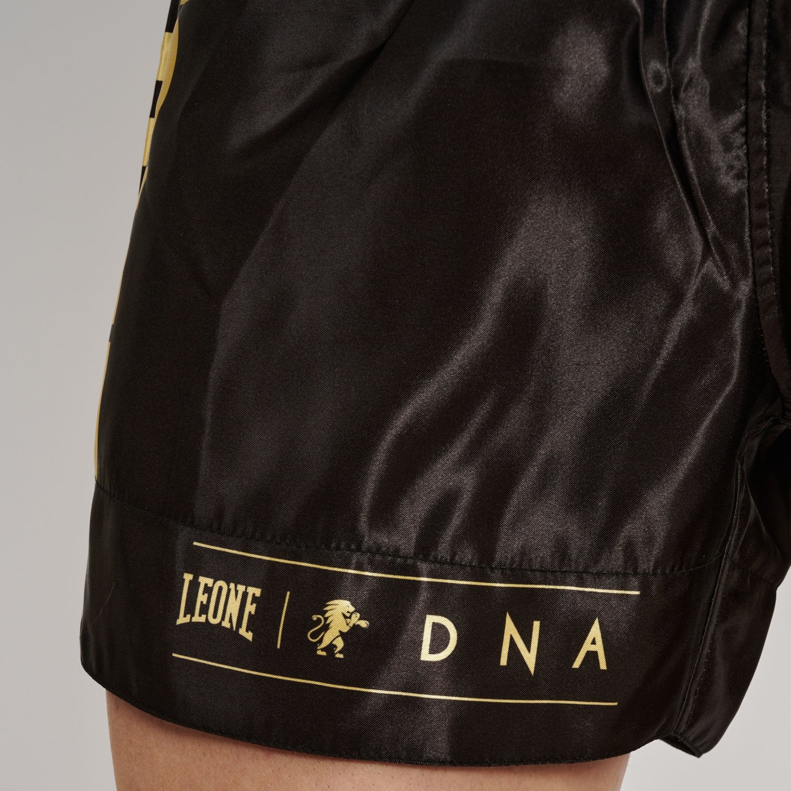 Pantalon kick&thai DNA Leone 1947 imagen 3
